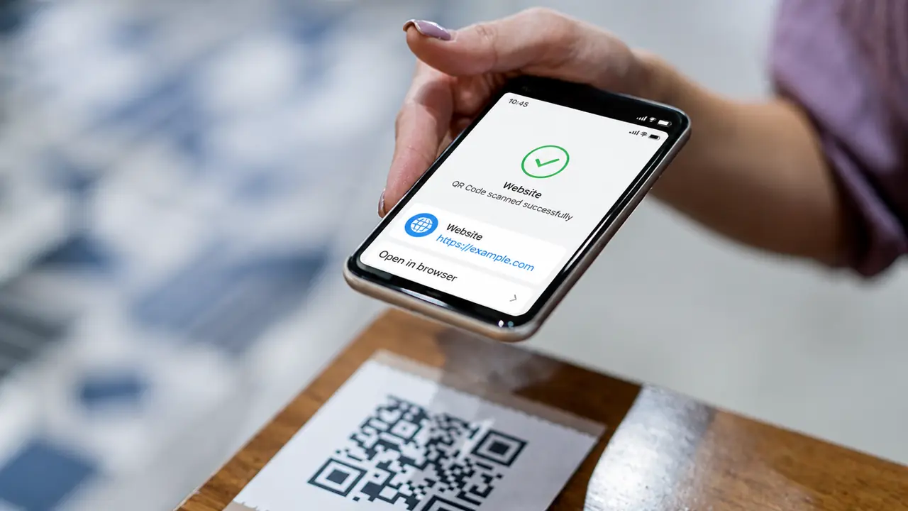 How to Customize a QR Code Without Breaking the Scan
